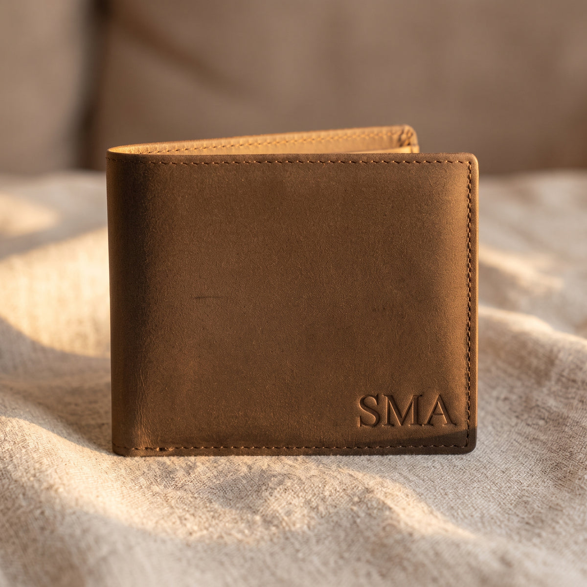 Personalised Leather Wallet| Custom Bifold Wallets with Initials | Engraved Gifts for Father's Day
