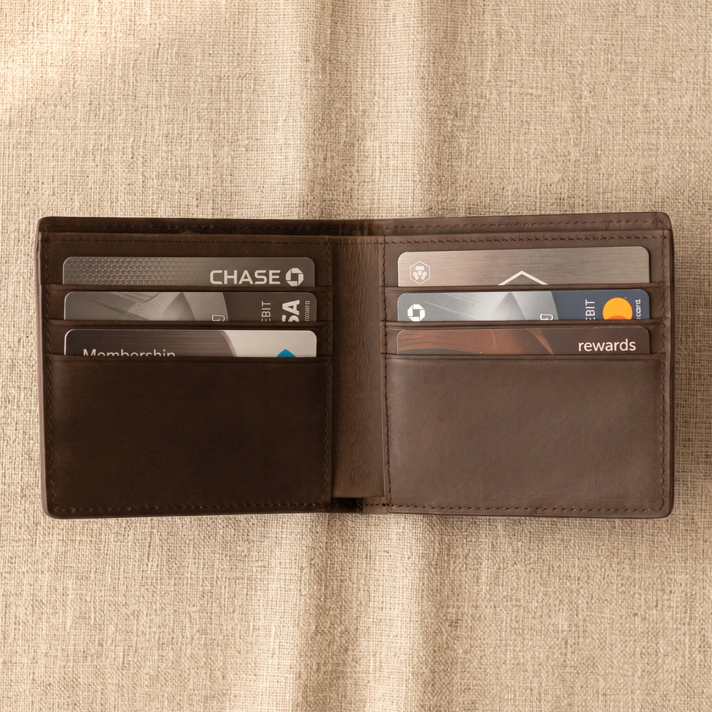 Personalised Leather Wallet| Custom Bifold Wallets with Initials | Engraved Gifts for Father's Day