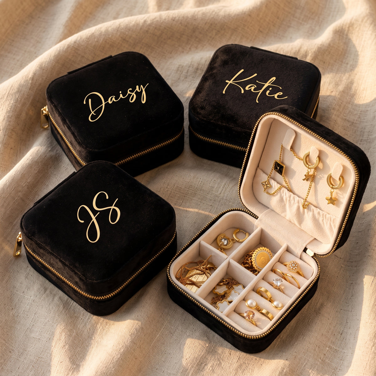 Personalized Travel Jewellery Case| Custom Name Bridesmaid Gift | Wedding Favour / Birthday / Mother's Day