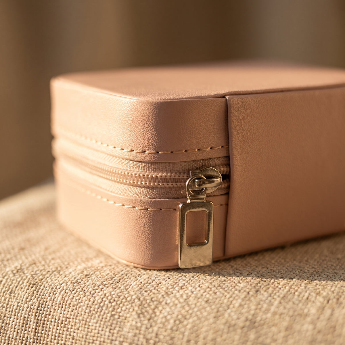 Customised leather Jewellery case in Square | Travel Jewelry box with Name | Bridal Party Favour